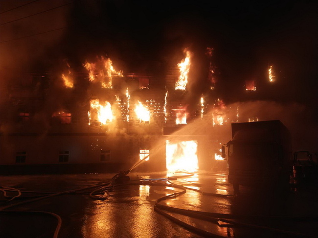 新北淡水工廠火警 聖約翰科大周邊空品受影響 | 華視新聞