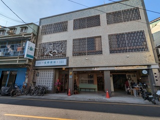 成都旅社老屋重生 鐵花窗見證文化歷史