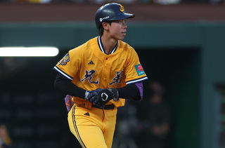 平野惠一有培養球員使命 楊祥禾留一軍