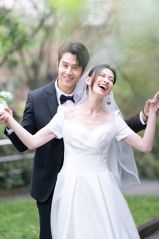 胡宇威「好好的吃飯」第1天拍婚紗 演員工作不尷尬