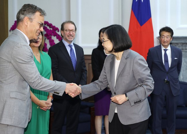 蔡總統接見CSIS訪團 感謝美政府國會跨黨派挺台灣 | 華視新聞