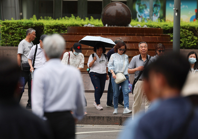 未來一週2波鋒面接力 晚間起西半部、宜花防大雨 | 華視新聞