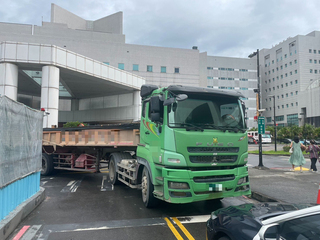 北市三總急診室門口撞死人 曳引車駕駛排除酒駕