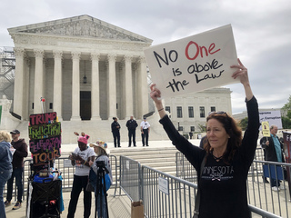 美最高法院介入川普是否有豁免權案  民眾抗議