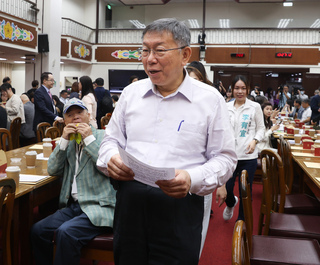 柯文哲促政院設壯世代委員會 修法營造長者友善職場