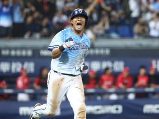 林哲瑄突破5人佈陣敲再見安打 悍將首度3連勝