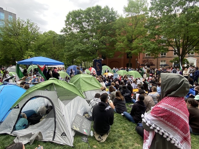 喬治華盛頓大學要求驅離抗議學生 警方拒絕清場 | 華視新聞