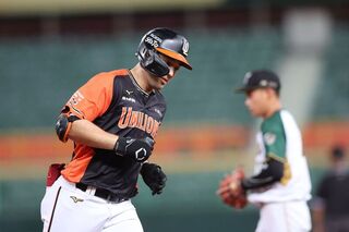 林安可單場雙響砲手感燙  獅隊2連勝雄鷹5連敗