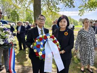 參加窩別林集中營解放日追思會 張麗善盼世界和平