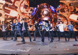 五月天合體Energy變唱跳男團 挑戰E16蹲掀討論