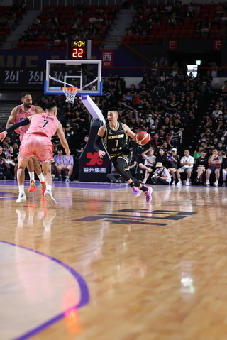 PLG林書豪傷退  國王98比88擊退攻城獅