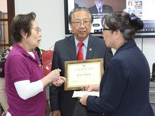 洛杉磯傳統僑社捐款慈濟  協助台灣花蓮震災