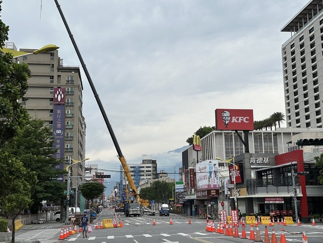 花蓮推震後振興旅遊 議員關心旅館及橋梁安全 | 華視新聞