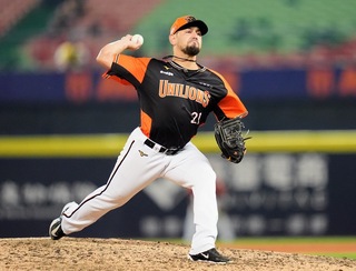 勝騎士先發6局飆12次三振 統一獅追平最速20勝