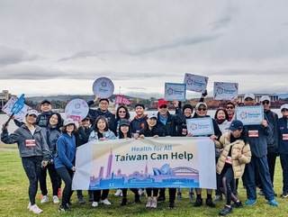 駐澳洲代表組團慈善路跑  籲挺台參與WHA