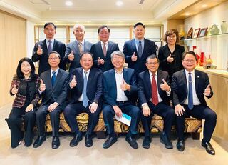 準經長拜會中小企業總會 續推大帶小淨零數位轉型