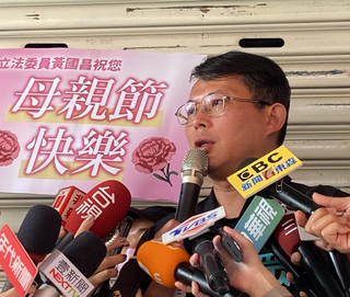 京華城爭議  黃國昌：百分百相信柯文哲清廉