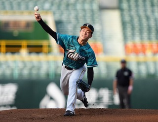 小野寺賢人好投雄鷹止敗 洪一中進帳生涯998勝