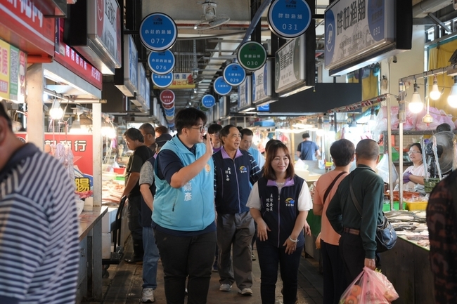 震後人潮剩3成 花蓮市公有市場攤位費減免3至5成 | 華視新聞