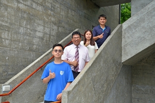 新北男孩患骨腫瘤堅持到台東讀木工 獲總統教育獎