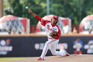 吳俊杰進中職最棒一役 龍隊本季首名投滿6局土投