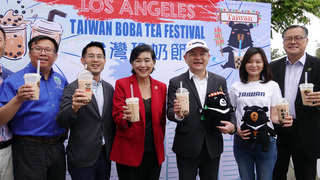 美國會議員：珍奶源自台灣 要讓每個人知道