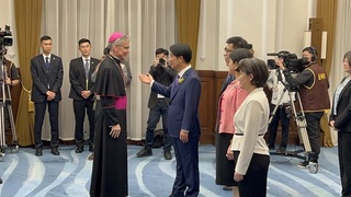 教廷特使代表教宗恭賀賴總統 願天主賜台灣繁榮