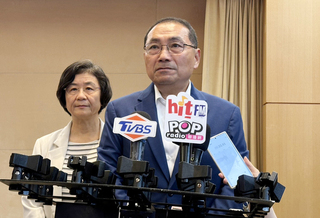 人潮抗議立院職權修法  侯友宜：我支持國會改革