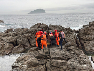 男子基隆潮境公園海域潛水失聯 岸際尋獲已死亡