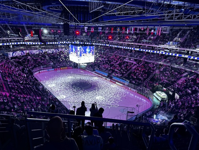 捷克獲世界冰球錦標賽冠軍 老城廣場逾萬人看轉播 | 華視新聞