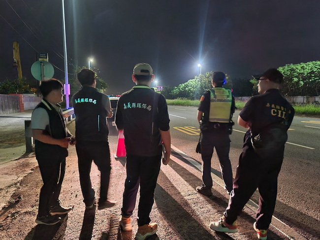 杜絕環保蟑螂  嘉義、台南跨域合作同步夜間攔檢 | 華視新聞