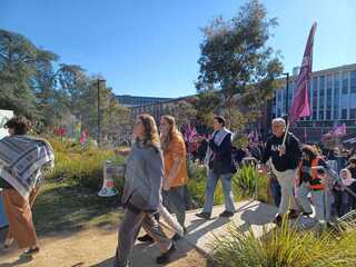 澳洲多所大學要求撤營 挺巴勒斯坦學生持續示威