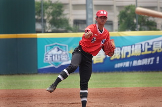 王宇翔玉山盃後援飆149公里  修正變速球拚選秀