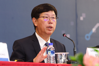 夏普6月改選董事 鴻海劉揚偉：經營角色更積極