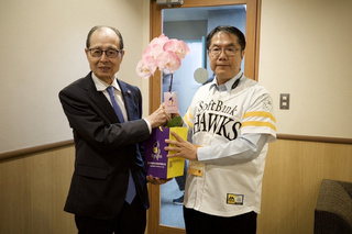 黃偉哲訪王貞治 盼助台南培育優秀棒球選手