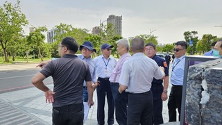 高雄義享天地停車場塞爆惹民怨 市府與業者提解方