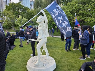 六四35週年  3000多人參與溫哥華燭光悼念晚會