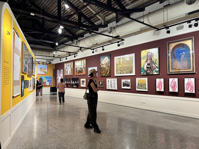 老派與新藝對話 屏東美術館展67件藝術銀行作品 | 華視新聞