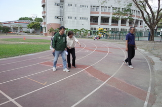 高雄4國小改善跑道或球場  預計最快年底完工