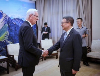 卓榮泰接見捷克訪團  盼續團結開出民主之花