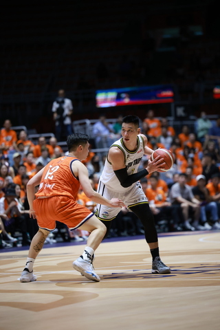 PLG總冠軍賽林書緯手感差 林書豪仍抱期望