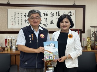 播下善的種子 嘉邑行善團贈500繪本給雲林國中小