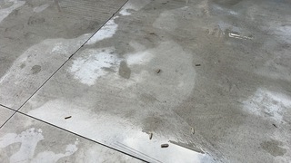 高雄汽修廠遭開槍  現場留20彈殼槍手在逃