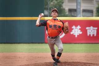 楊至皓、陳瑞鑫聯手壓制 華南青少棒新北晉冠軍戰