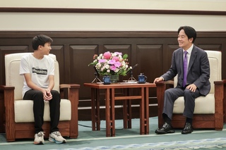 萬里國中學弟致函賴總統  提技職發展2建言