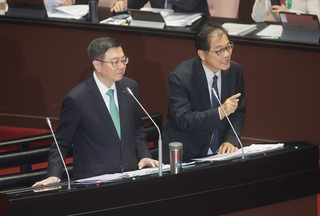 法務部長鄭銘謙：不理解反質詢定義 質詢本不該處罰