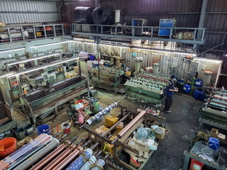 新北潭底溝屢遭污染  環警檢聯手查獲電鍍廠送辦