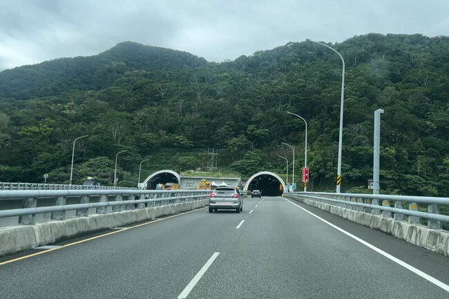南迴公路草埔森永隧道 6/25、6/27均有時段封閉 | 華視新聞