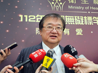 民團盼無障礙診所 邱泰源談經營面與醫病關係兩難