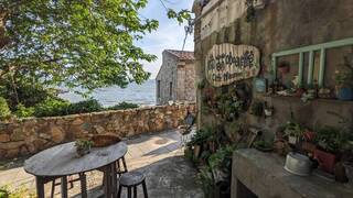 馬祖知名咖啡店以工換宿鬧糾紛  雙方和解獲賠4萬元